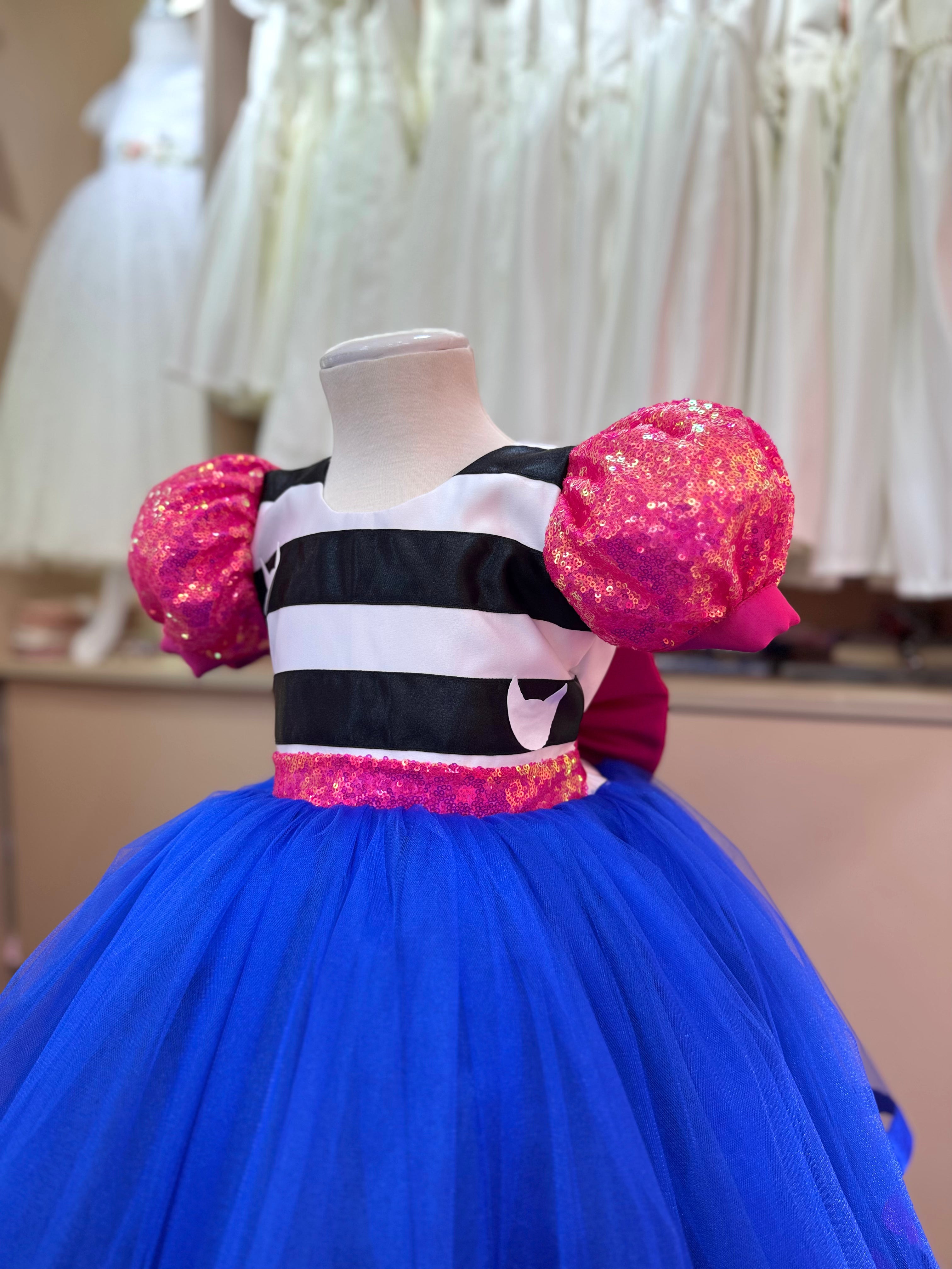 Vestido la casa de Gabby